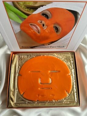 Vitamin C Stem Cell Vitamin C 
Hydrogel Face Mask